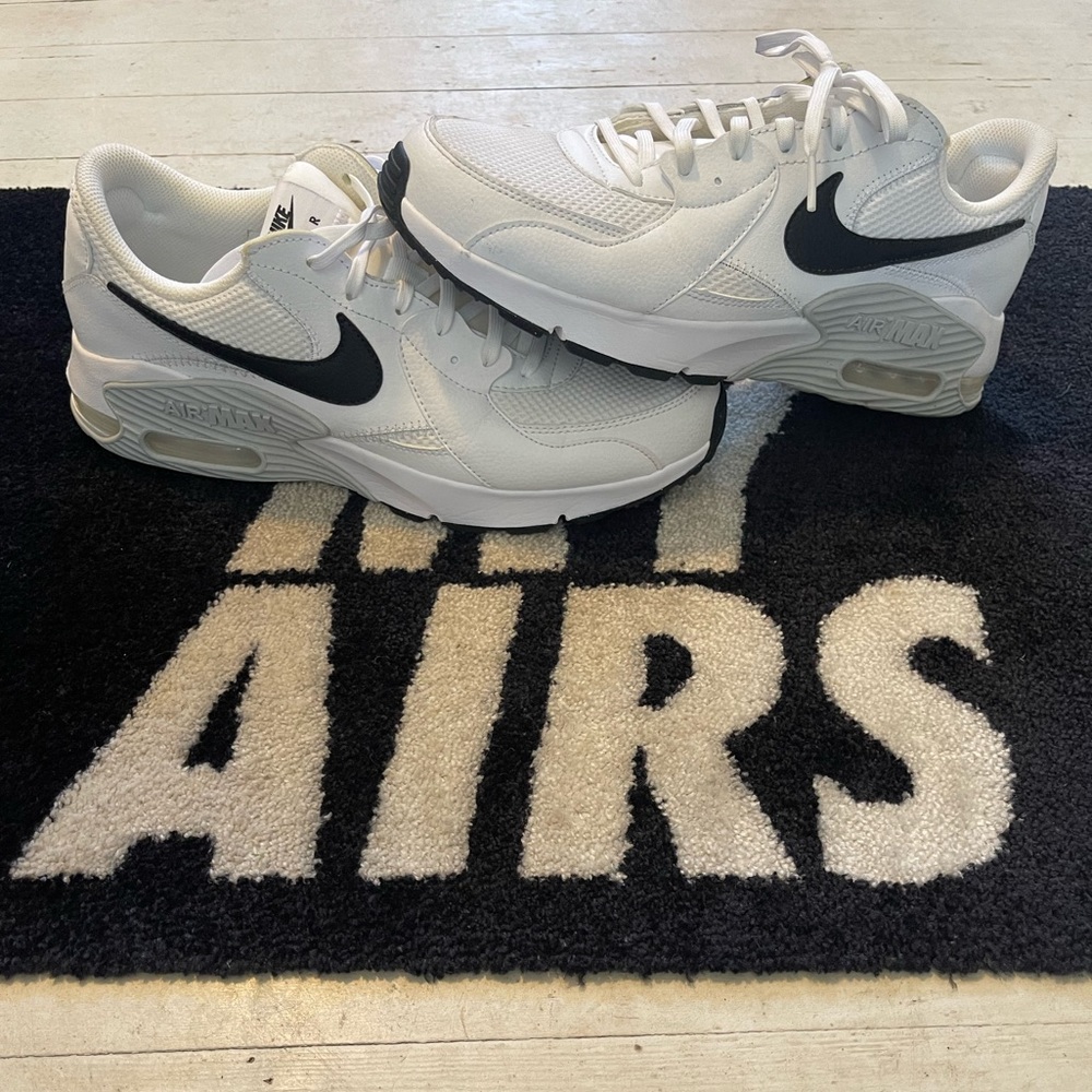 Nike Air Max Excee | Mens 10 | White / Black / Pure Platinum